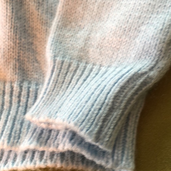 Baby boy blue hoodie sweater/sweet white bear on front/ zip up in back 18 months - Picture 7 of 15